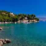 Tree House Apartman Lovran